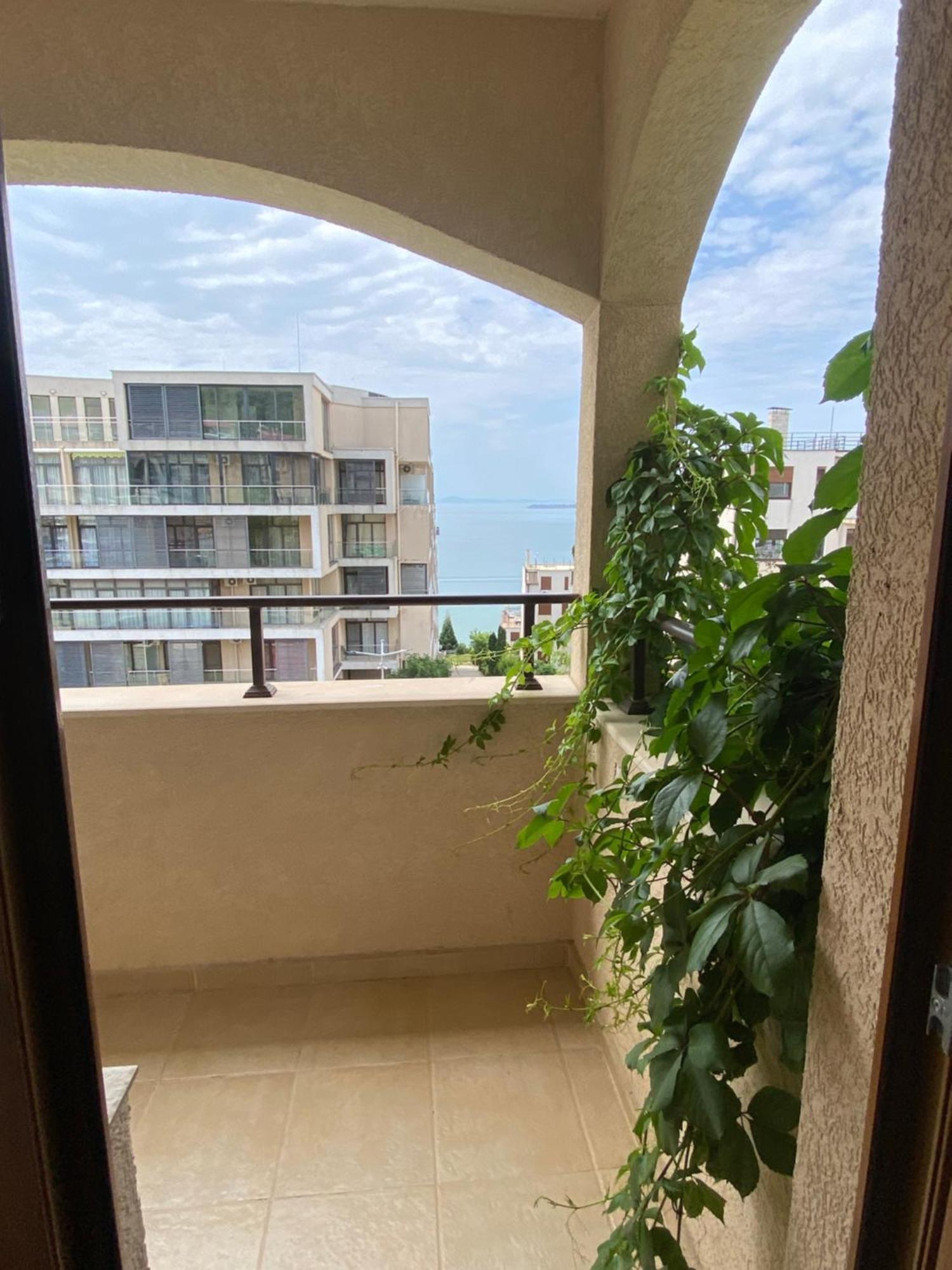 Hotel Sea Vista Sveti Vlas Esterno foto