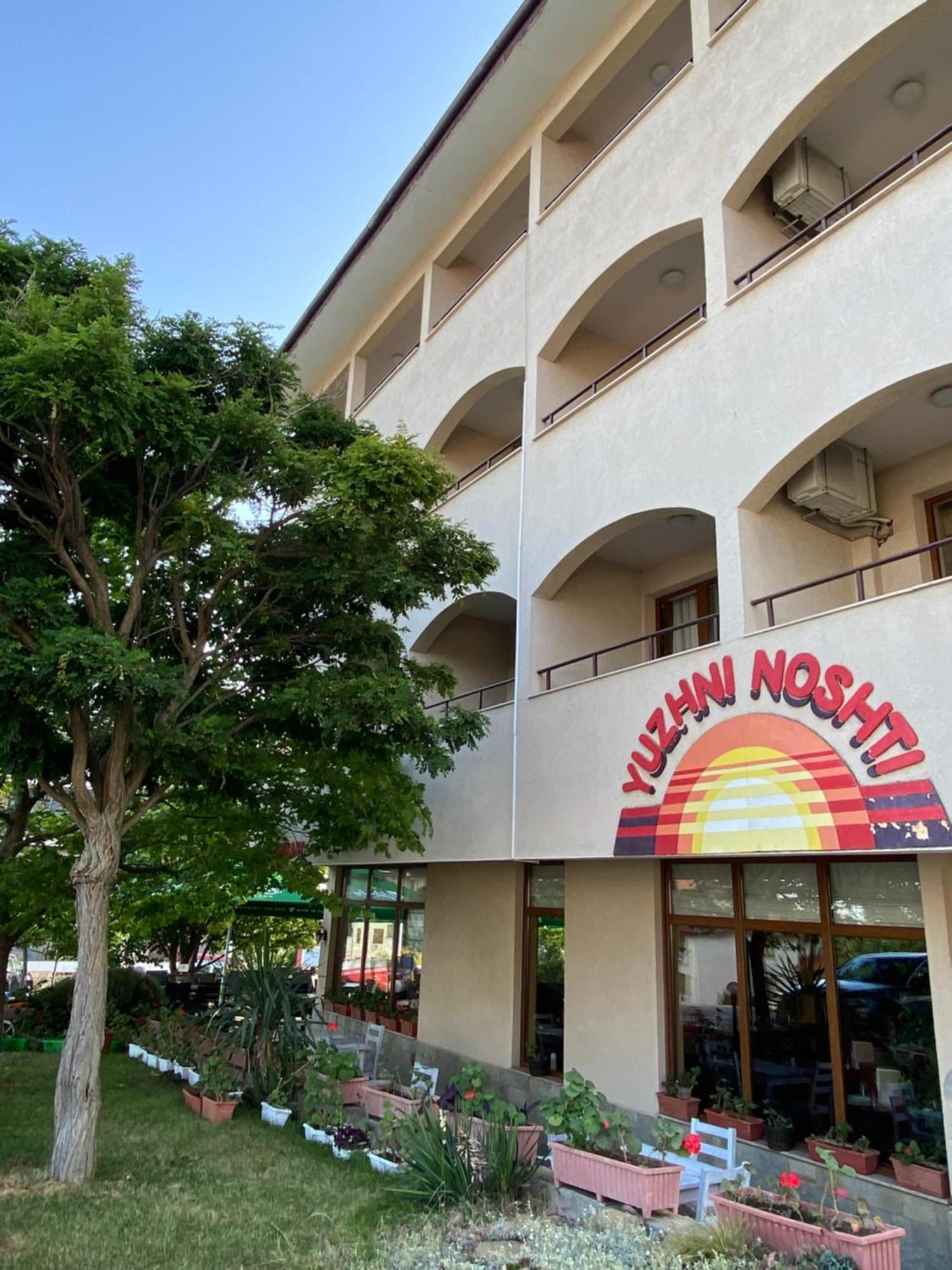 Hotel Sea Vista Sveti Vlas Esterno foto