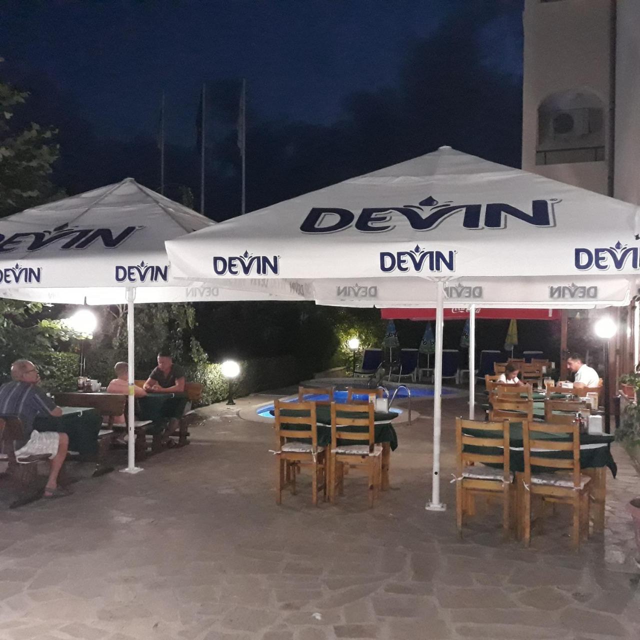 Hotel Sea Vista Sveti Vlas Esterno foto