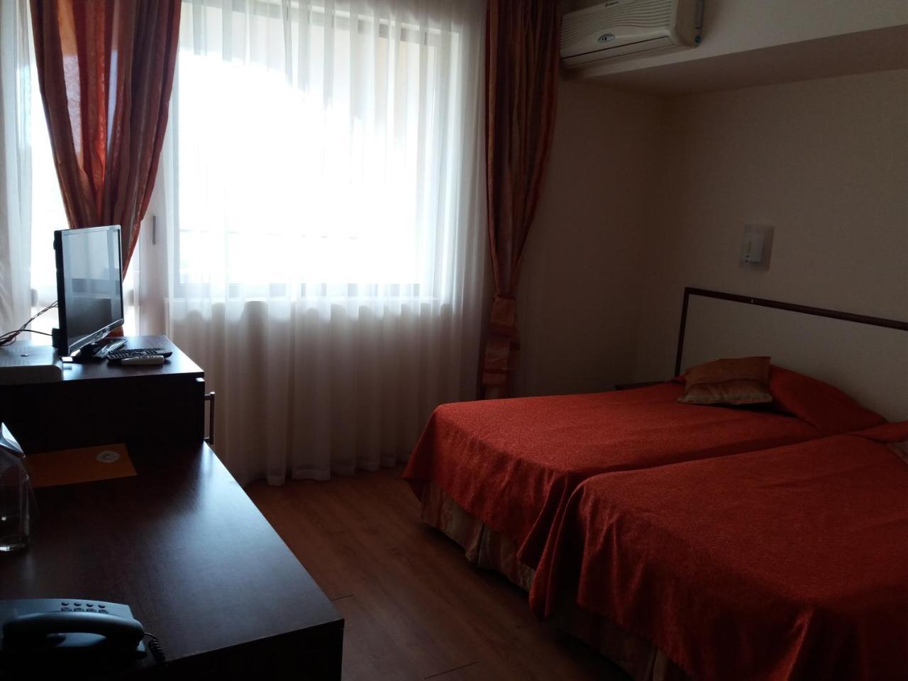 Hotel Sea Vista Sveti Vlas Esterno foto