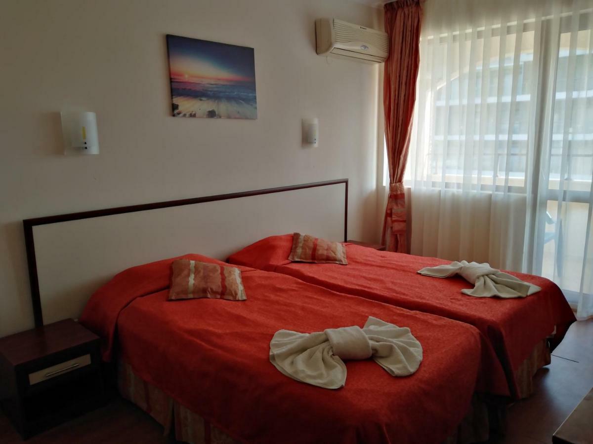 Hotel Sea Vista Sveti Vlas Esterno foto
